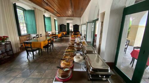 Hostal Pousada Convento Do Carmo