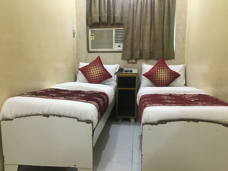 Aman Hotel Cst