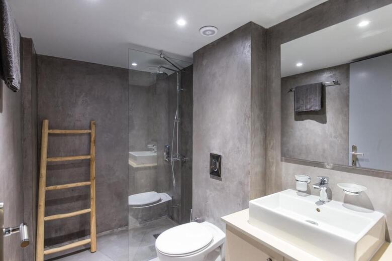 Soho Apartments