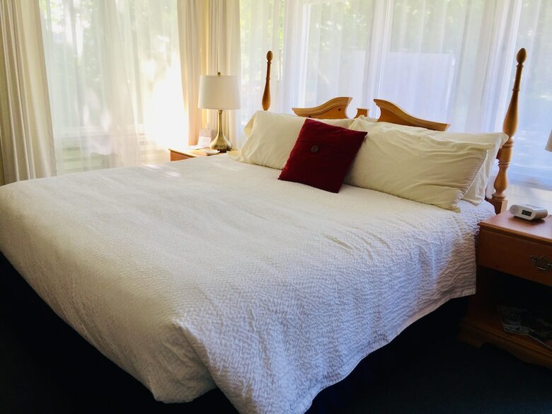 Bed & Breakfast Sesuit Harbor House