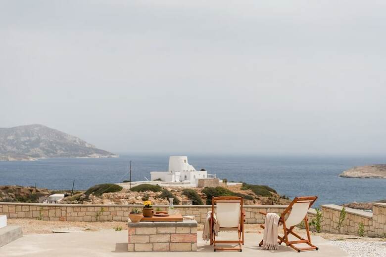 Irene Kimolos Villas