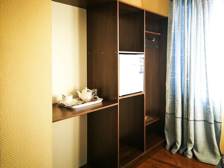 Hotel Salut