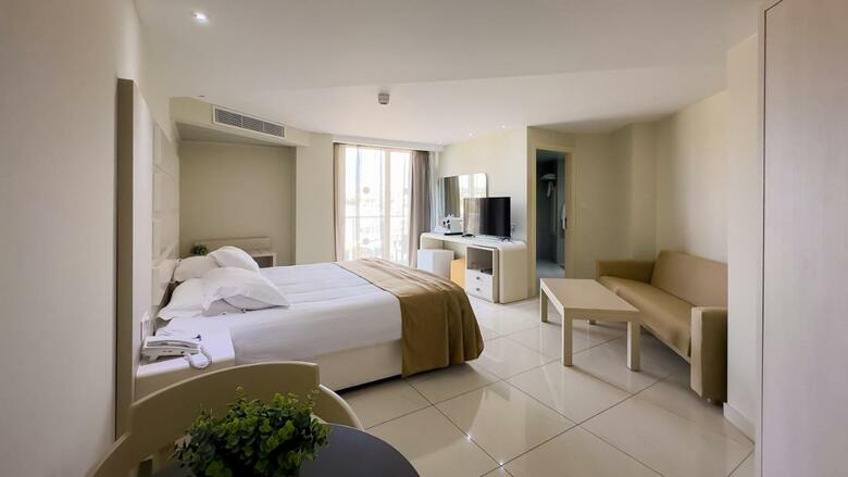 Tasia Maris Beach Hotel And Spa - Adults Only