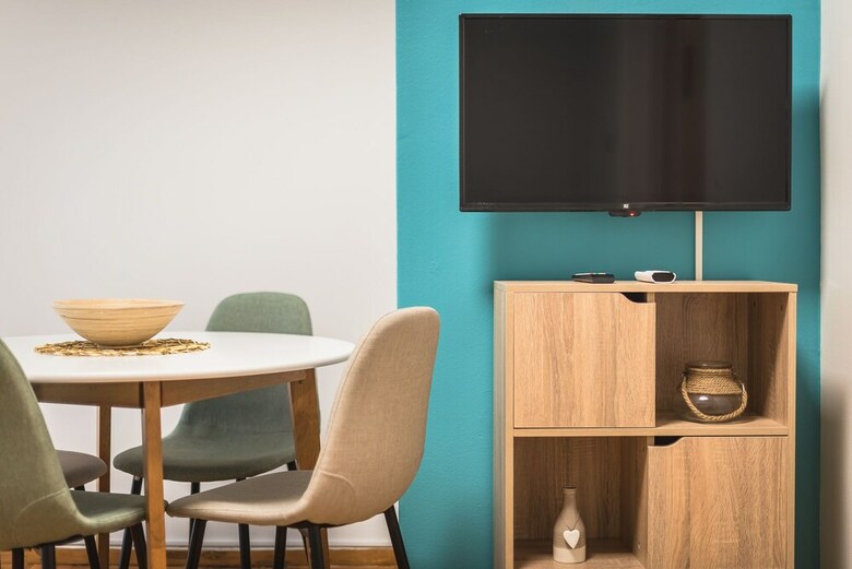 Warm Delightful Acropolis Apartment