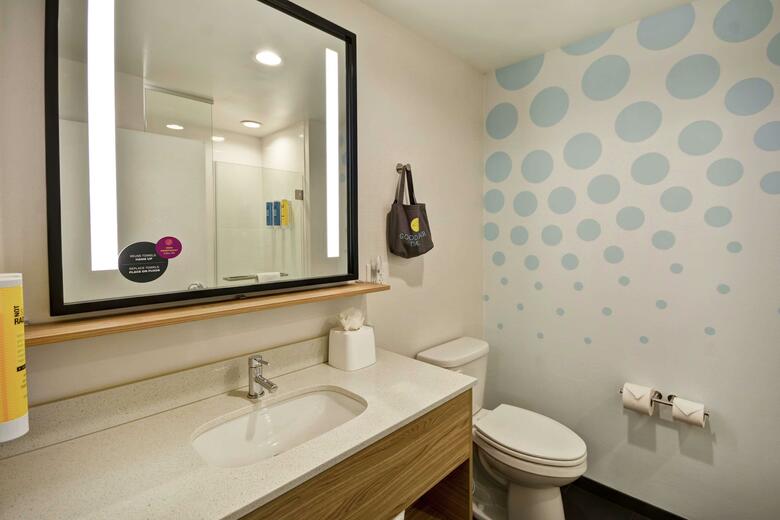 Hotel Tru By Hilton Denver