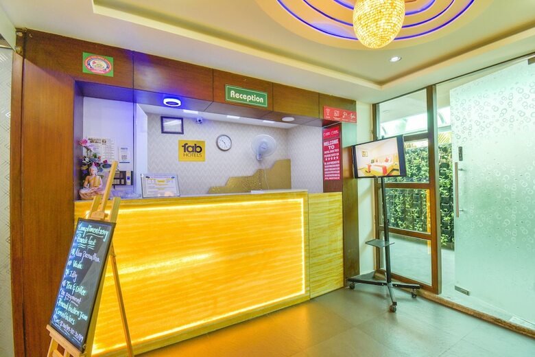 Fabhotel Aasana Grand