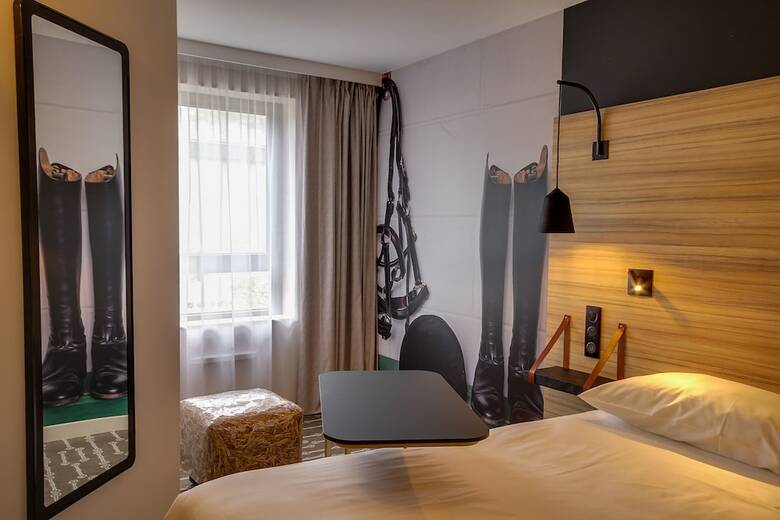 Hotel Ibis Styles Laval Centre Gare