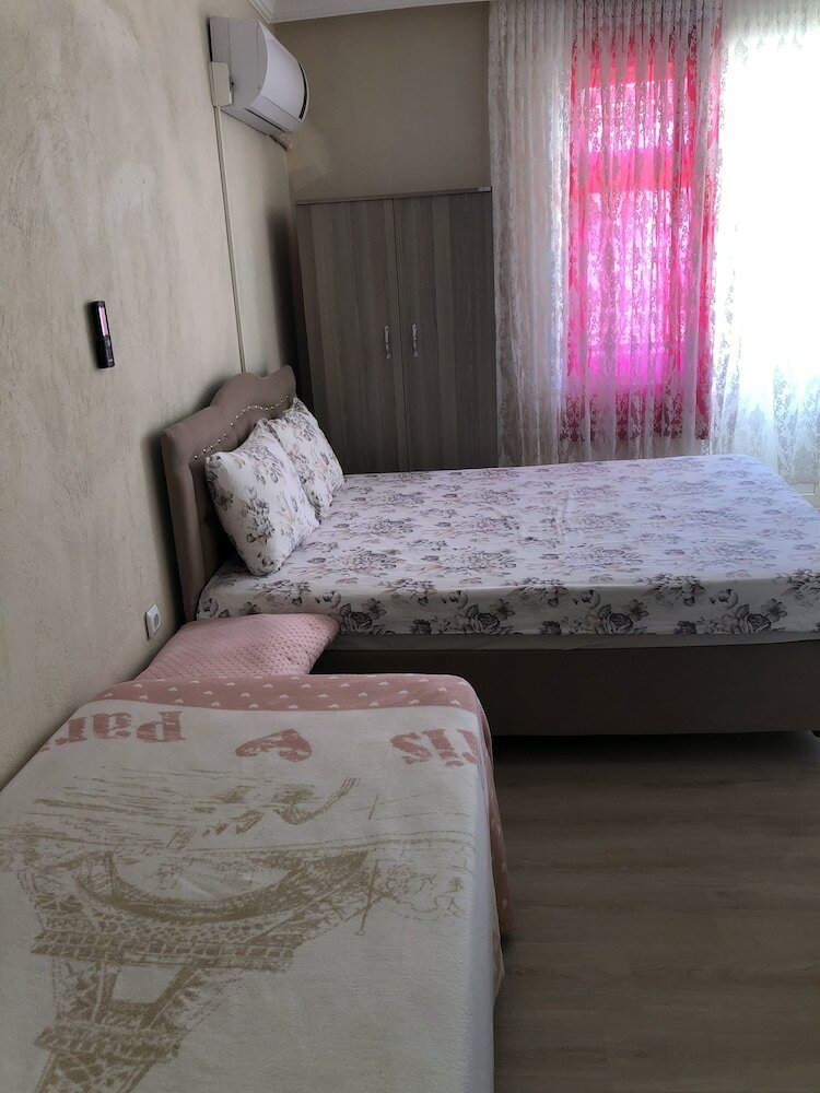 Teos Alesta Apart Pansiyon
