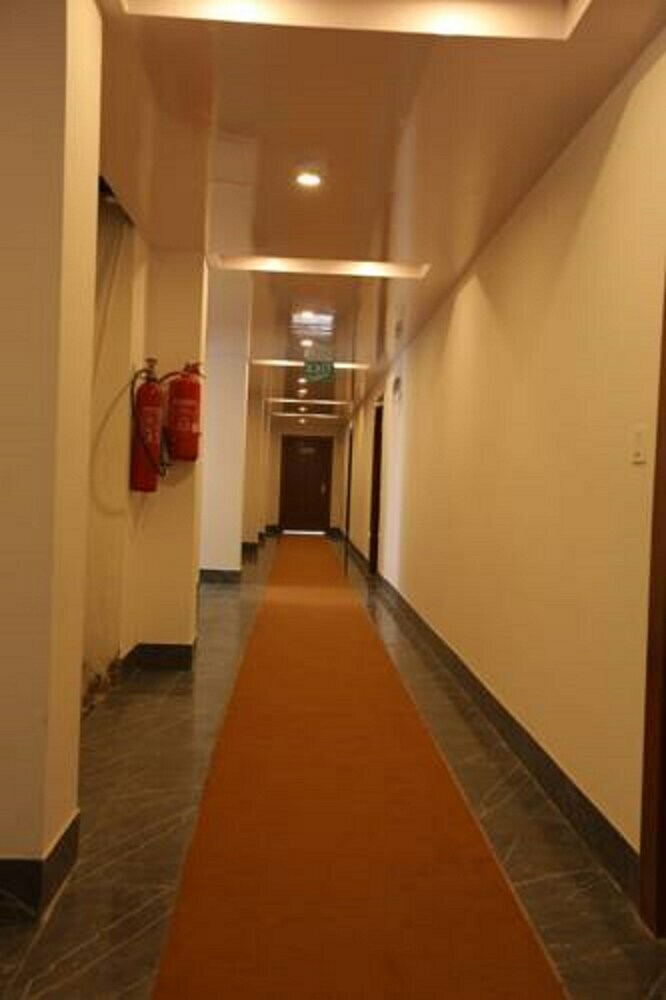 Hotel Ameera Shimla