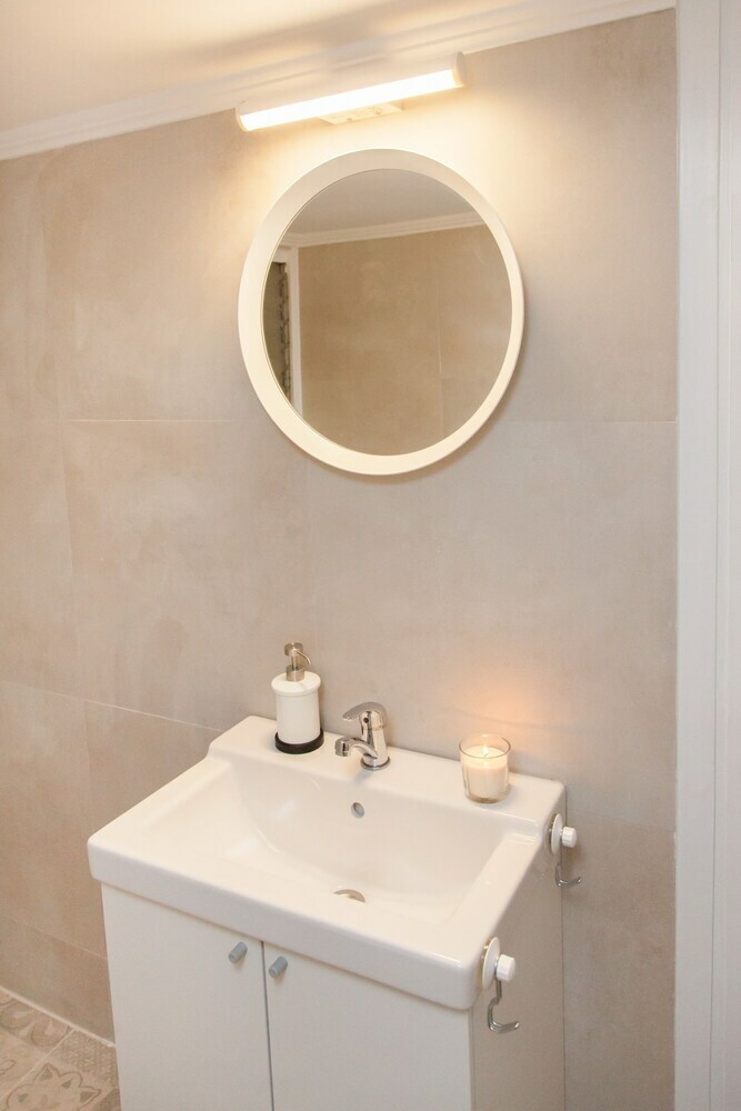 Renovated Central Apartment In Kolonaki