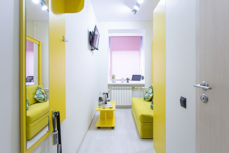 Smart Welcome Hotel