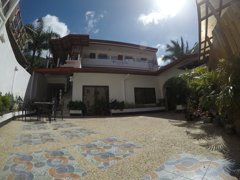 Bed & Breakfast Rodriguez Lodge