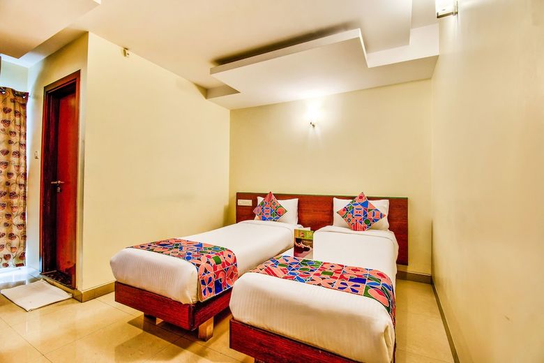Fabhotel Kings L Grand