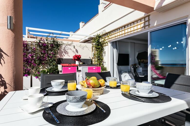 Apartamentos Ave Marina