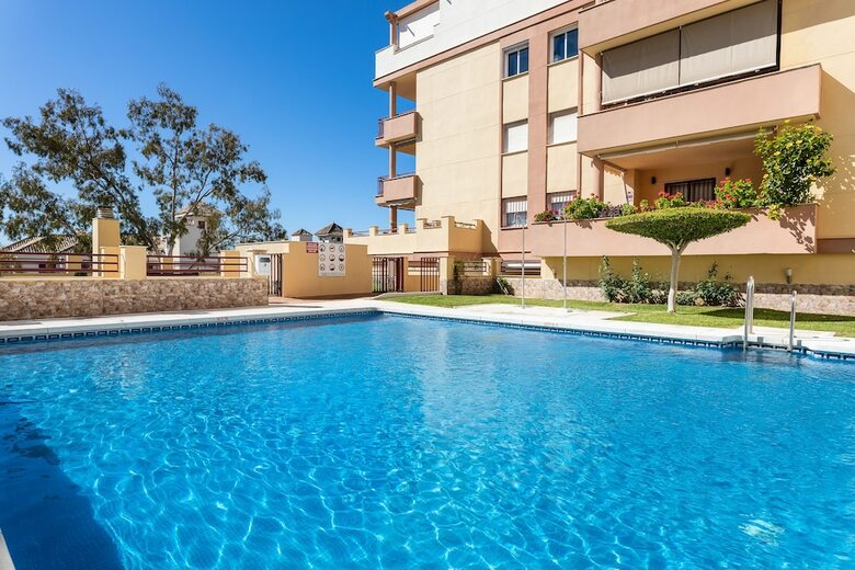 Apartamentos Ave Marina