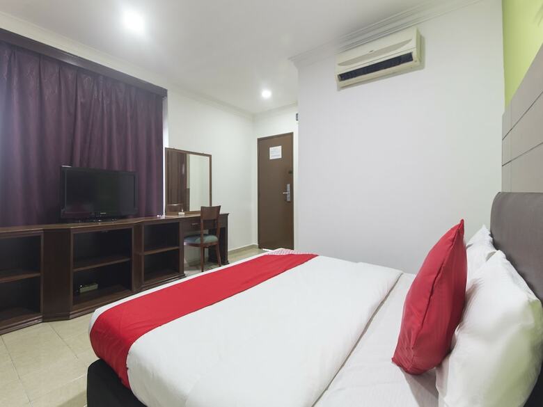 Oyo 964 Venice Fajar Hotel