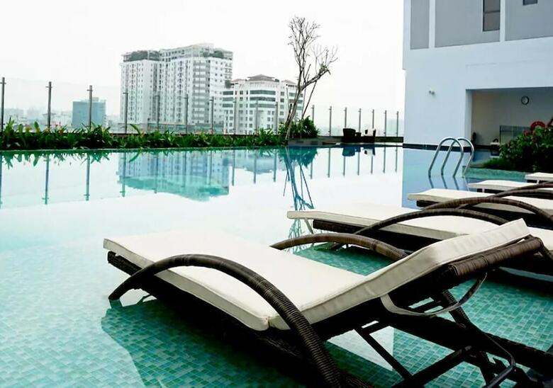 Apartamentos Celine Home Rivergate