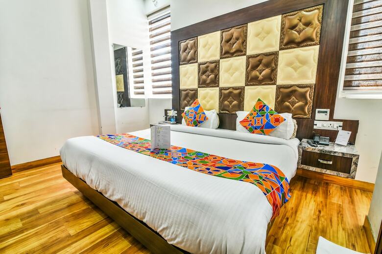 Fabhotel Aman Residency