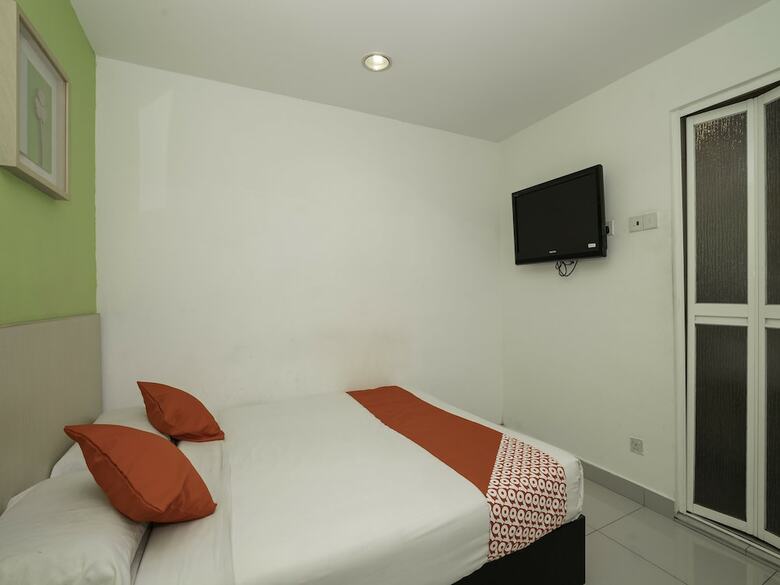 Oyo 903 Happy 92 Hotel