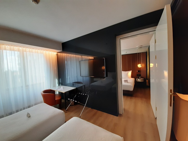 The Craton Hotel