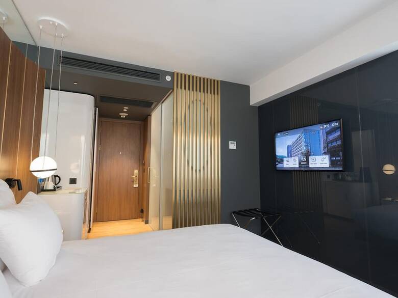 The Craton Hotel