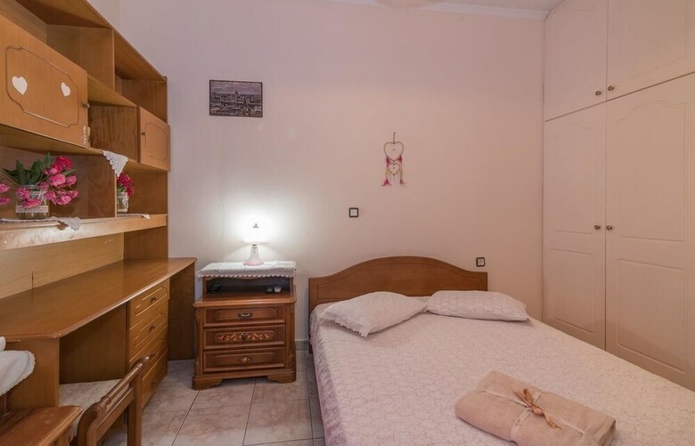 Yiannis Holiday Apartment