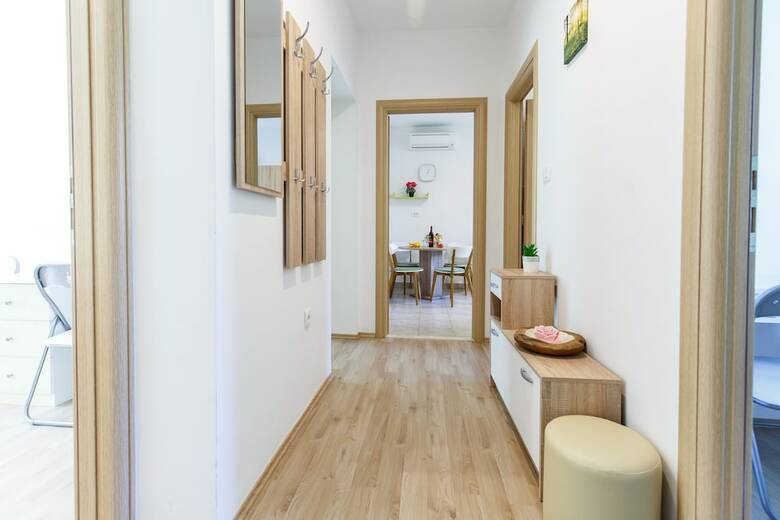 Green Forest Apartment