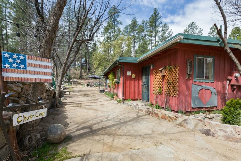 Crown King Cabins Suites And Bunkhouse