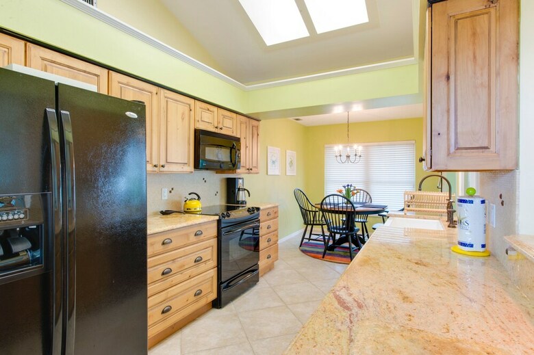 1238 Parview