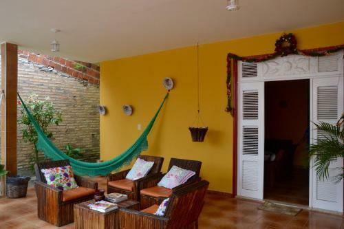 Hostal Pousada Gincoara