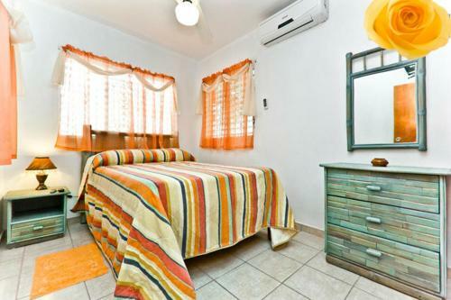 Aparta Hotel Las Flores