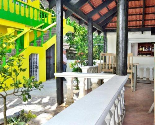 Aparta Hotel Las Flores