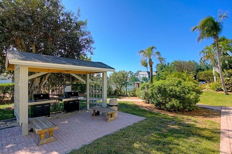 Mariner Point 1082