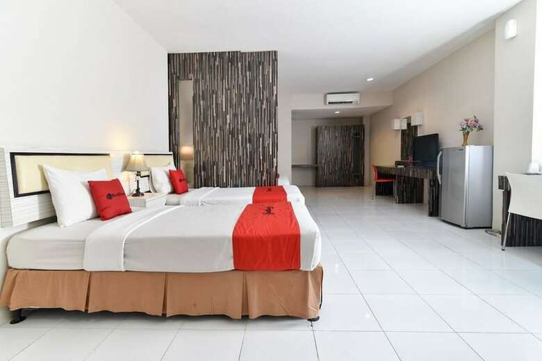 Hotel Reddoorz Plus @ Raya Legian