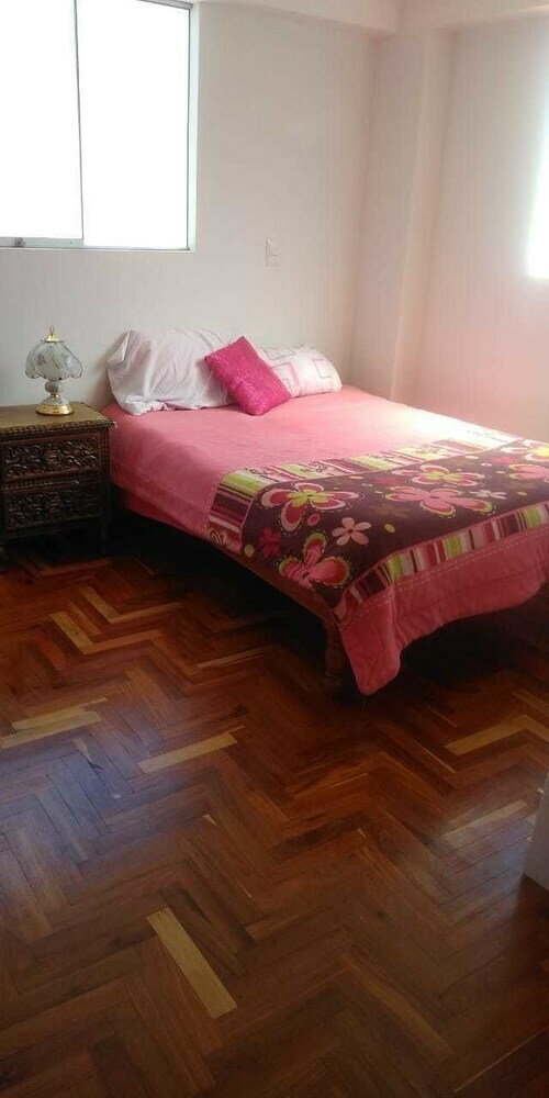 Hotel Santiago House