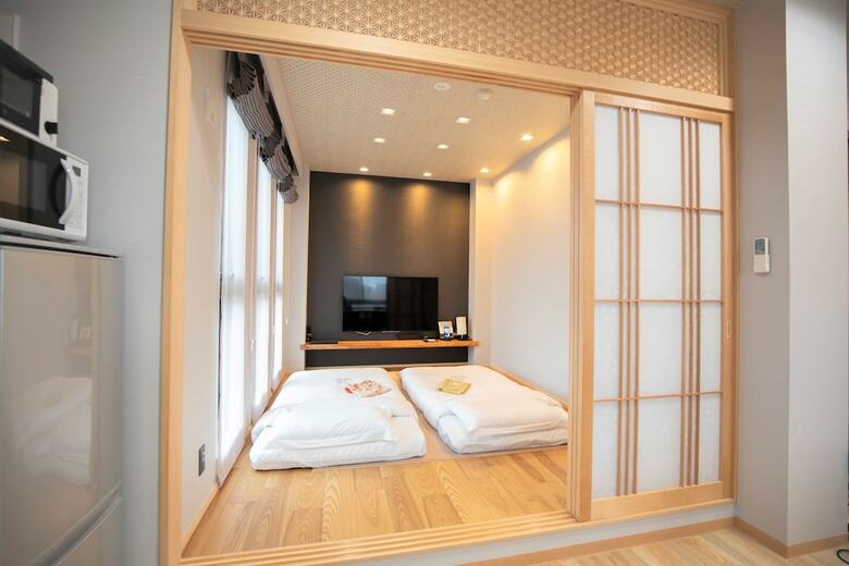 Apartamentos Sola Hotel