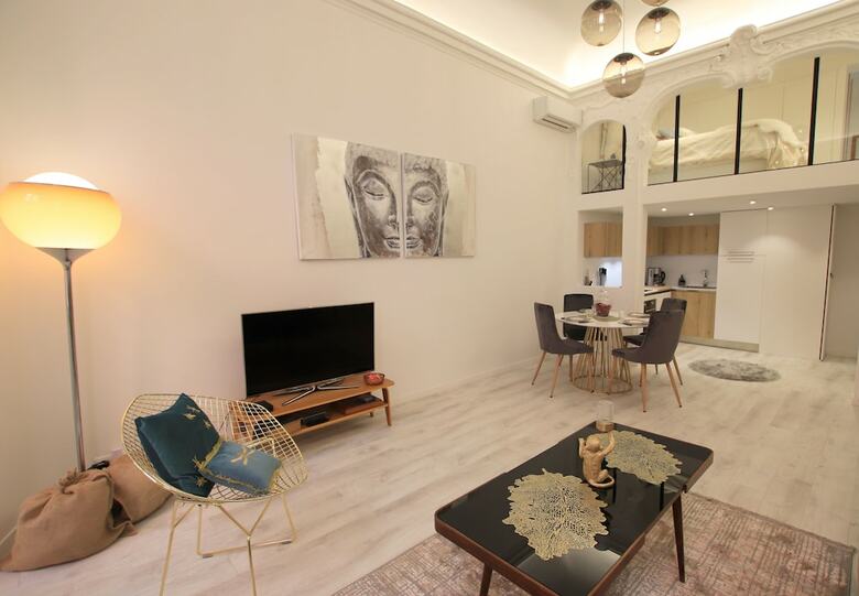 Apartamentos Happy Few - Le Senat