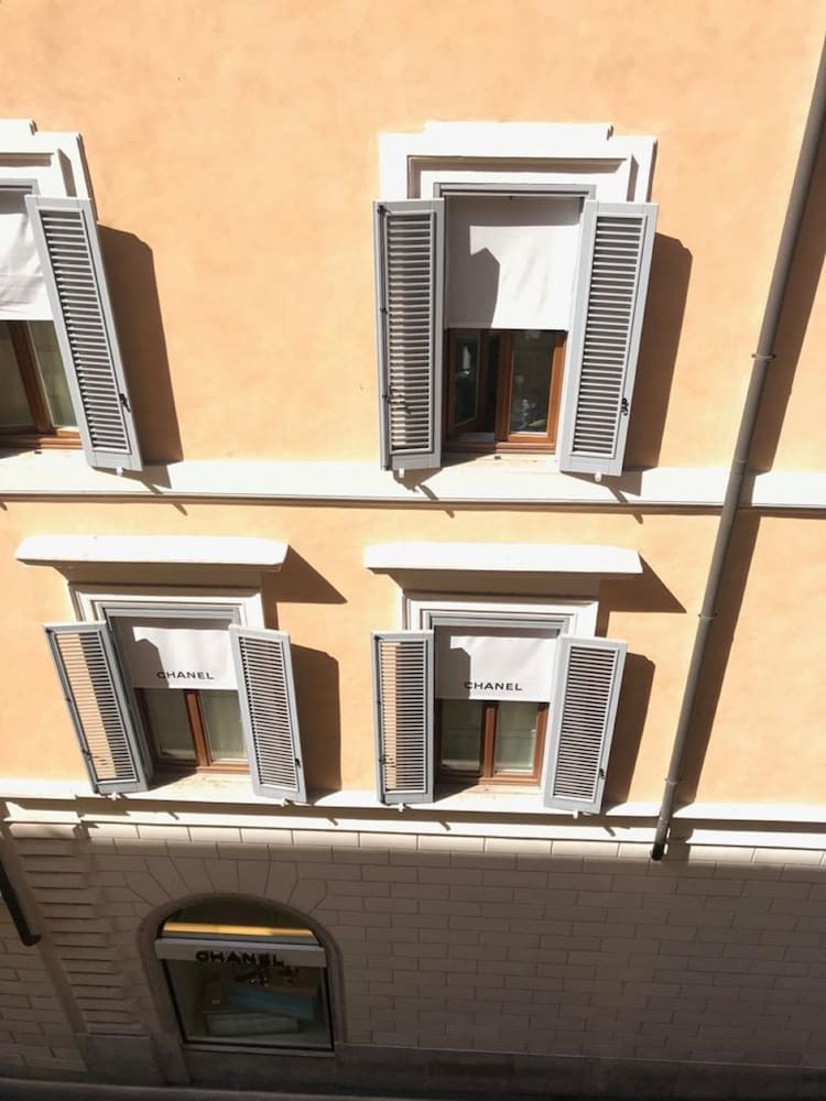 Hotel Domus Carrozze