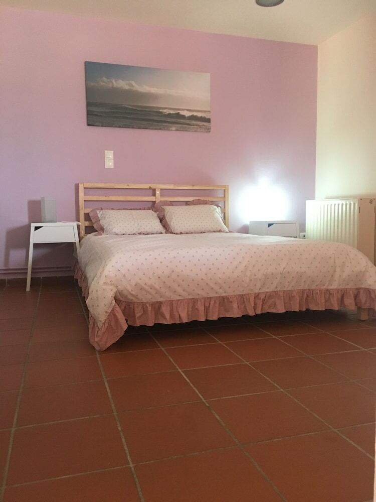 Apartamentos Traditional Studio Near Airport