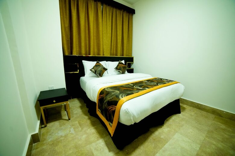 Hotel Star Emirates Downtown
