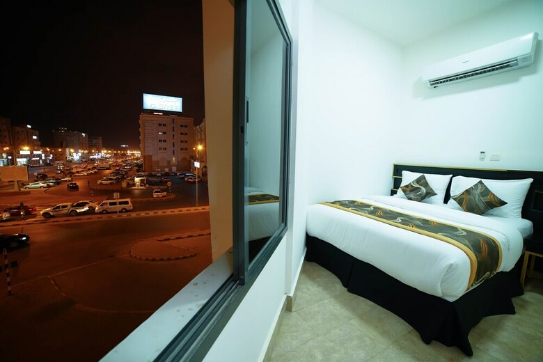 Hotel Star Emirates Downtown