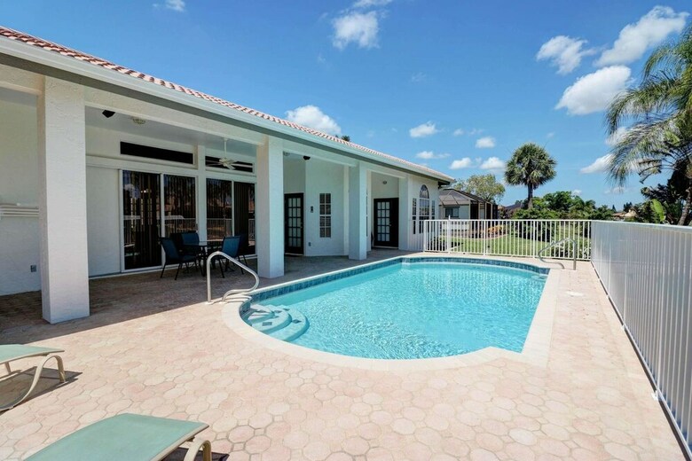 Se Cape Coral Gulf Access Vacation Pool Home