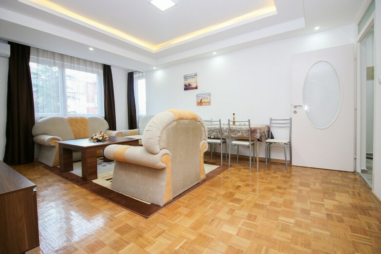 Darni Apartment