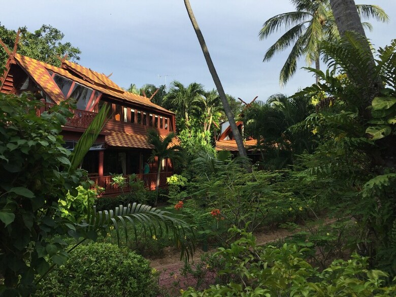 Hotel Petchpailin Resort