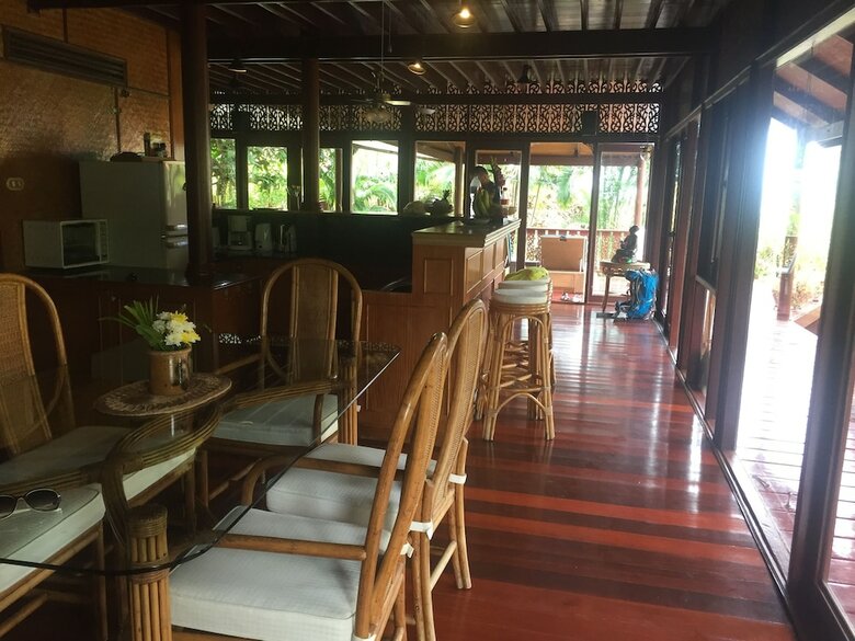 Hotel Petchpailin Resort