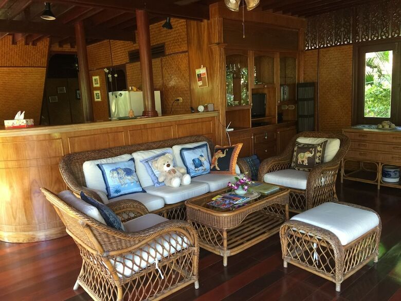 Hotel Petchpailin Resort