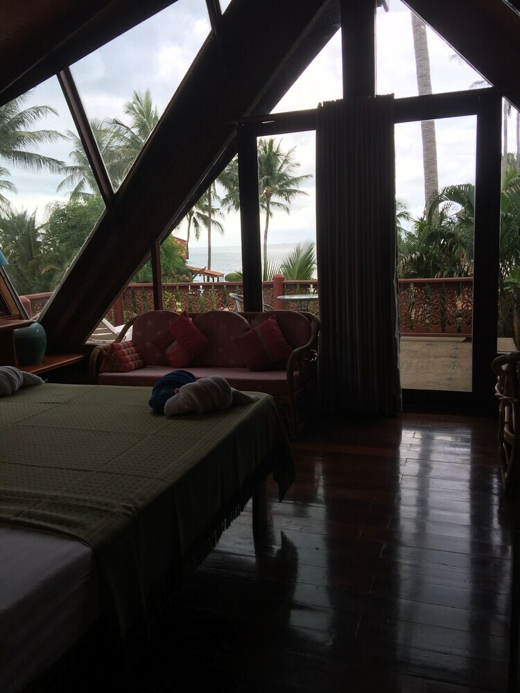Hotel Petchpailin Resort