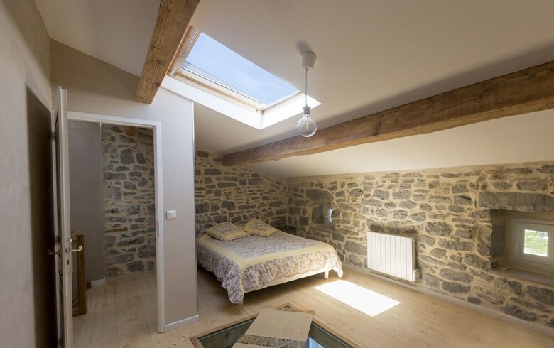 Mas de Guilhaumon C�t� Hameau