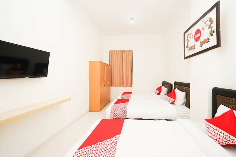 Hostal Oyo 485 Marcello Residence