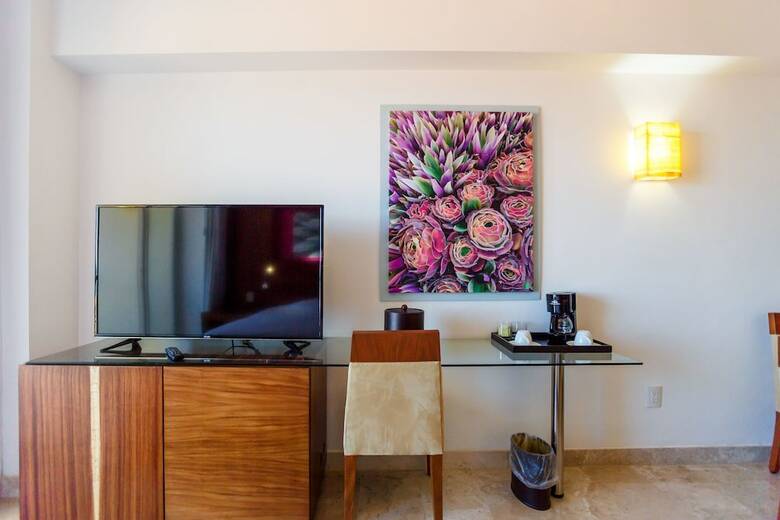 Bel Air 3314 1 Br By Casago